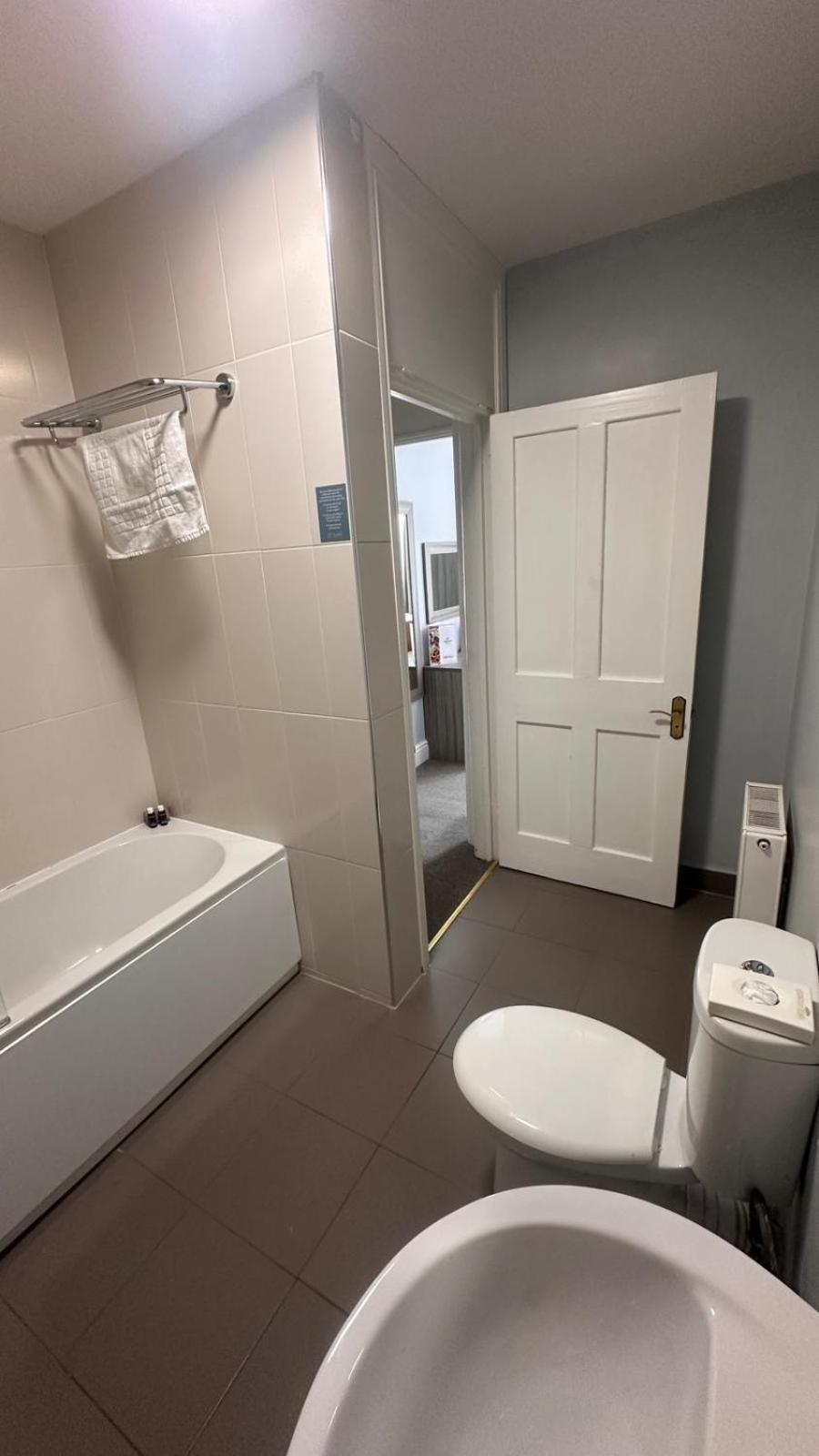 St Andrews Town Hotel Droitwich Buitenkant foto