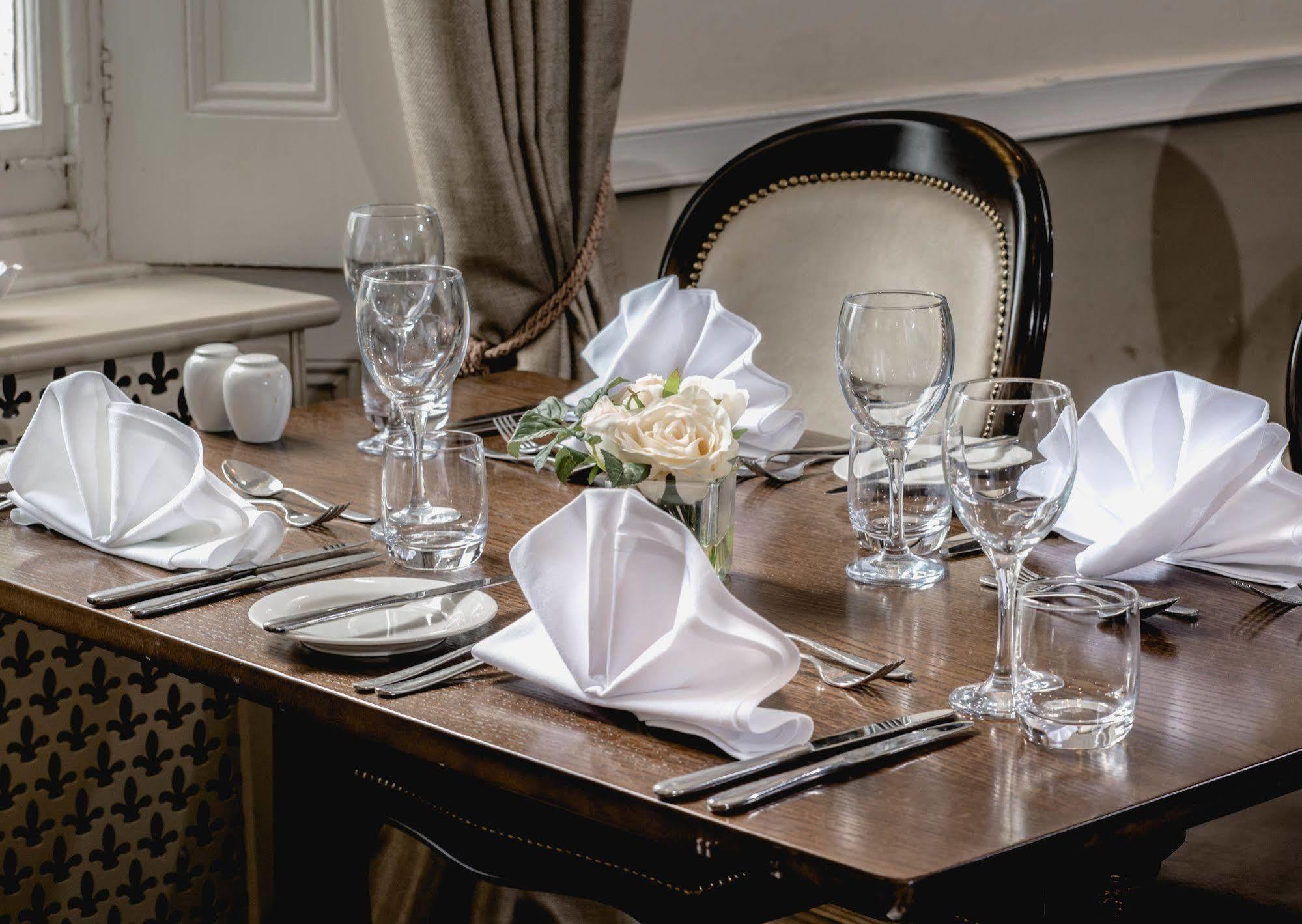 St Andrews Town Hotel Droitwich Buitenkant foto