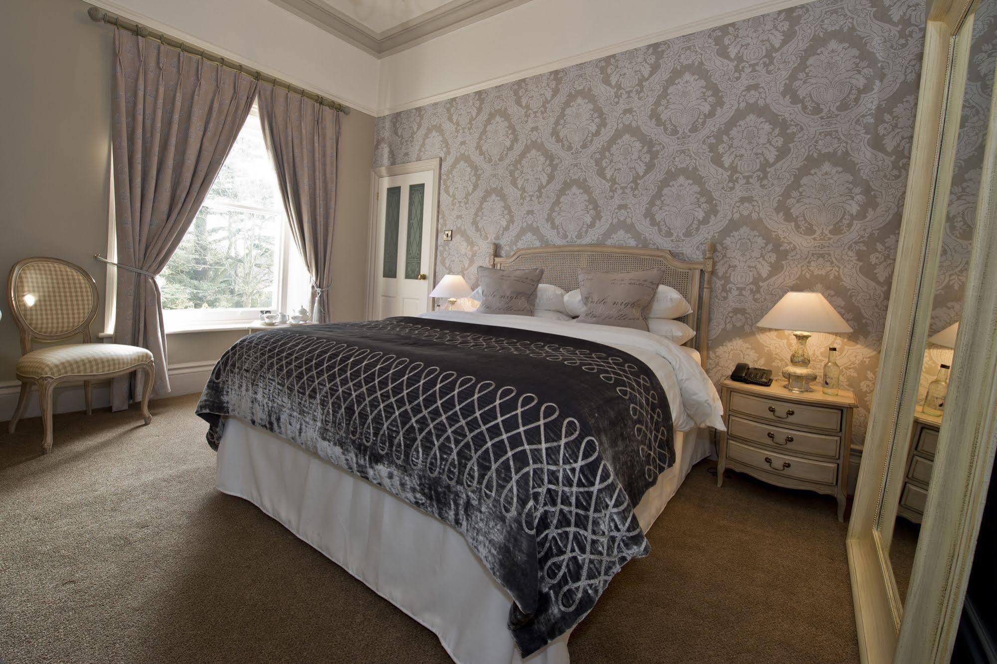 St Andrews Town Hotel Droitwich Buitenkant foto